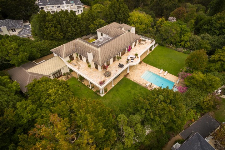 To Let 6 Bedroom Property for Rent in Constantia Western Cape